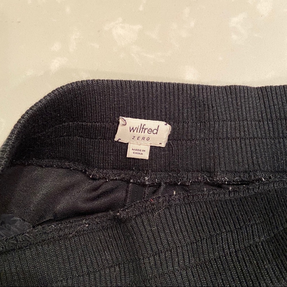 ARITIZIA Black Joggers - Picture 6 of 11
